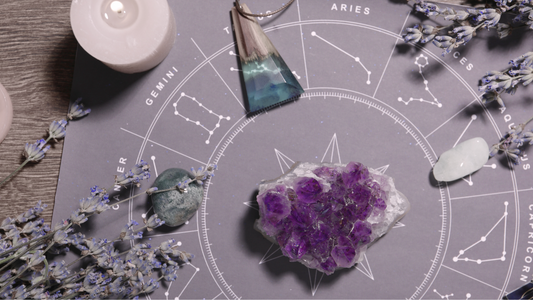 Edelsteine & Sternzeichen – Dein Glücksstein im Tierkreis