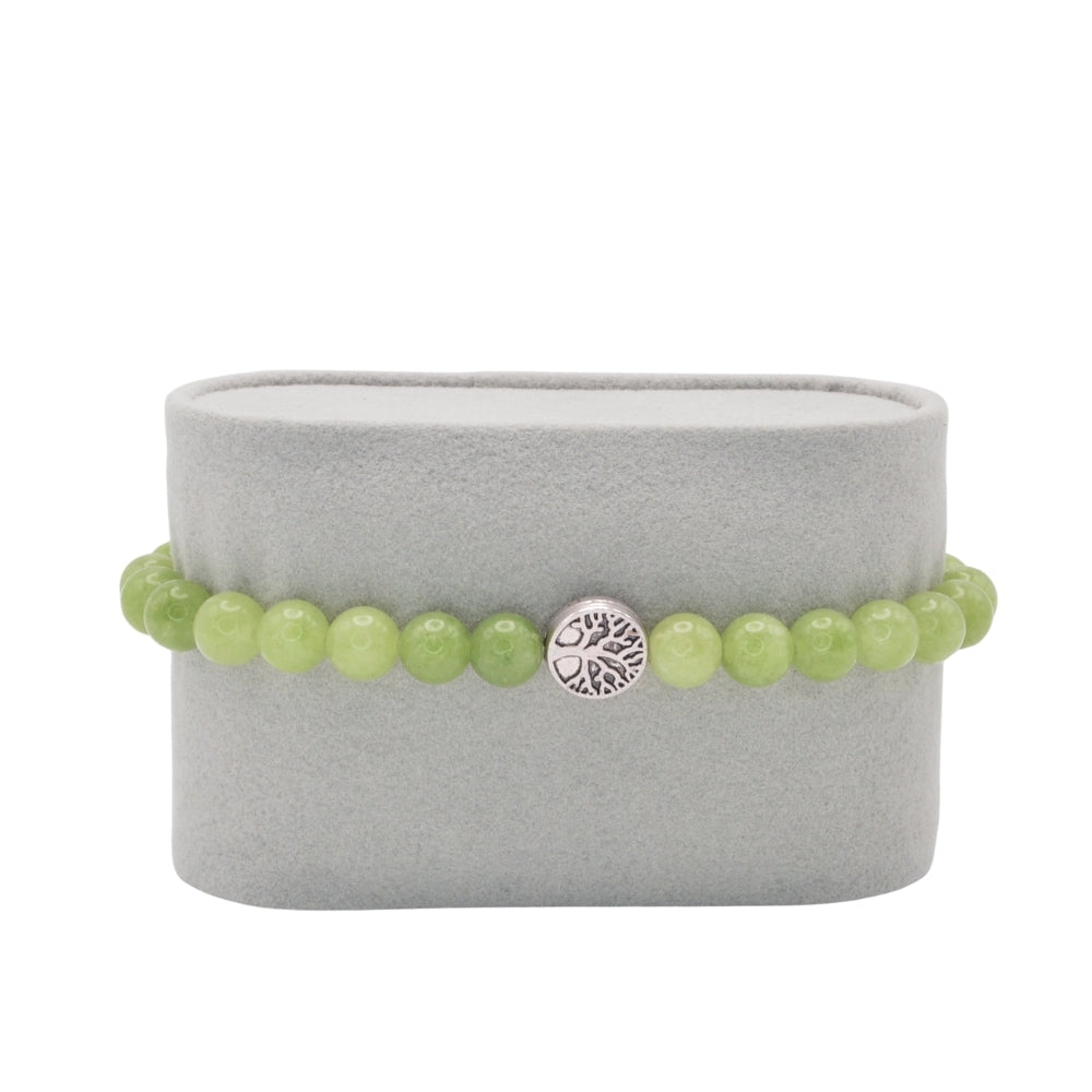 Edelsteinarmband „Peridot & Lebensbaum silber“ (6?mm Perlen) für Lebensfreude, Schutz & Neubeginn