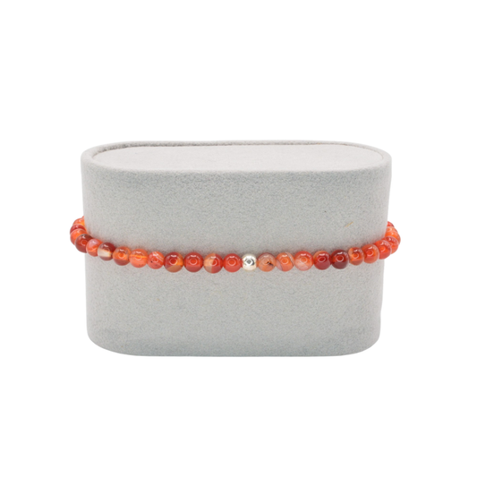Edelsteinarmband „Karneol & Silber“ (4 mm Perlen) für Lebensfreude, Mut & innere Stärke