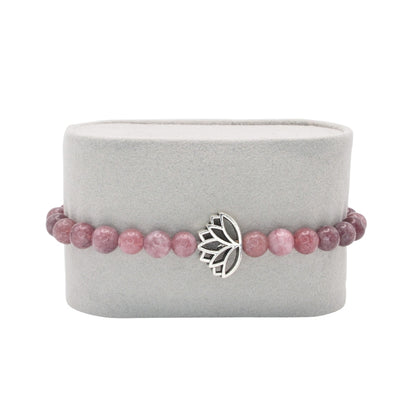 Edelsteinarmband „Lepidolith & Lotusblume silber“ (6 mm Perlen) für Gelassenheit, Balance & Neubeginn